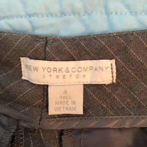 New York & Company Gray Striped Pants, Size 4